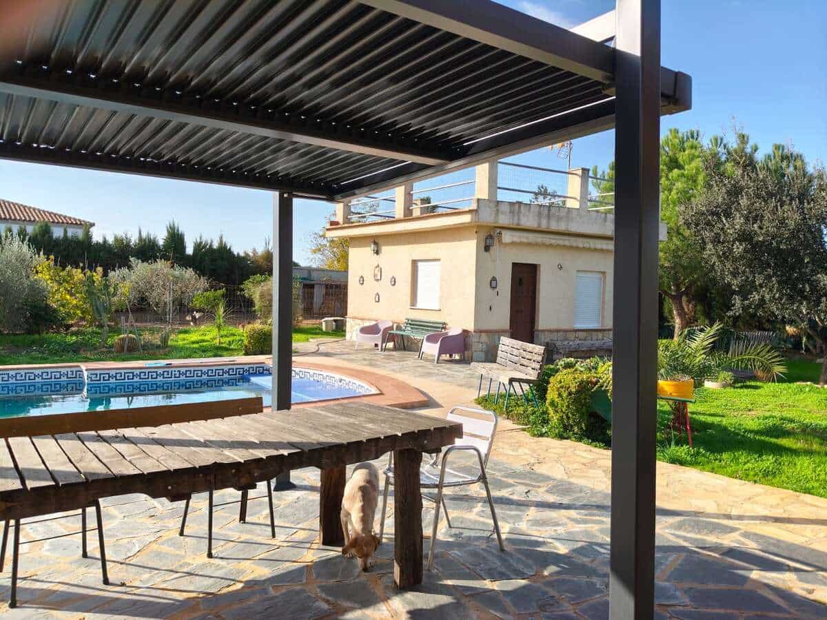 3 soverom Villa til salgs i Carmona med svømmebasseng - € 420 000 (Ref: 9542874)