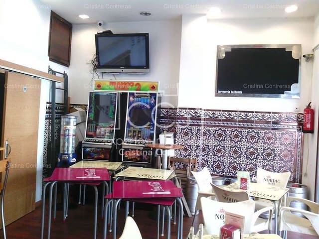 Local Comercial en Triana, Sevilla ciudad en venta - 550.000 € (Ref: 9842014)