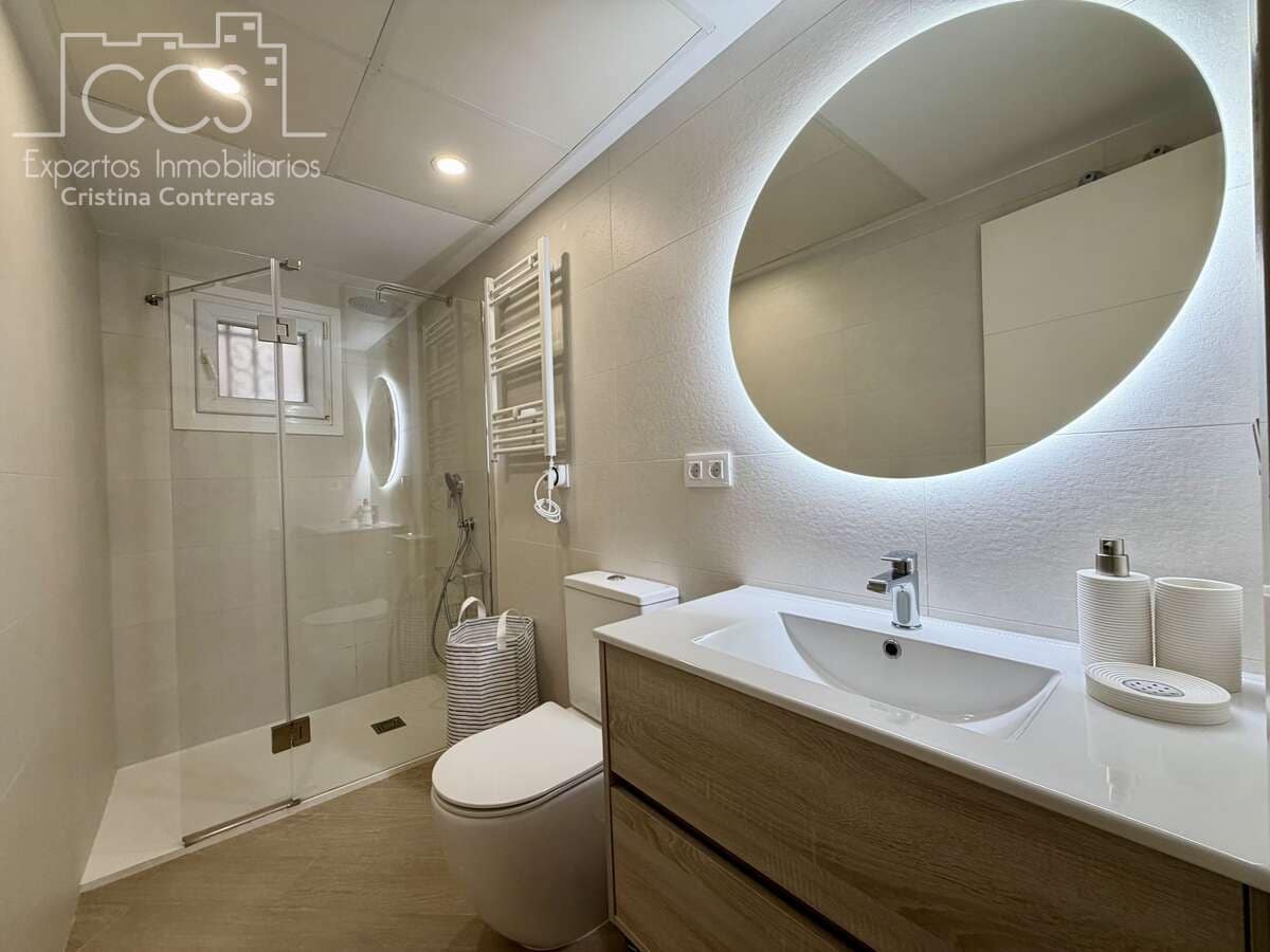 3 bedroom Flat for sale in Seville city - € 415,000 (Ref: 9919207)