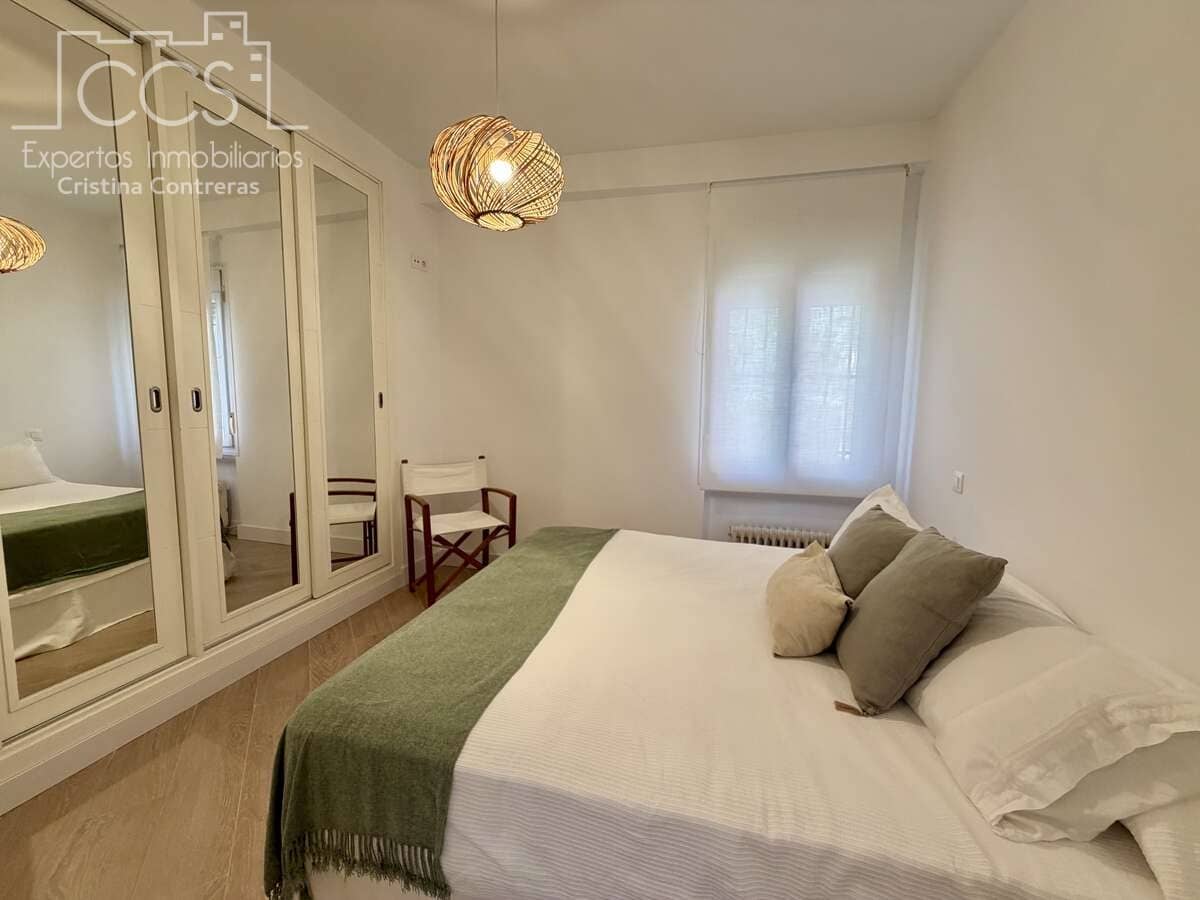 3 bedroom Flat for sale in Seville city - € 415,000 (Ref: 9919207)