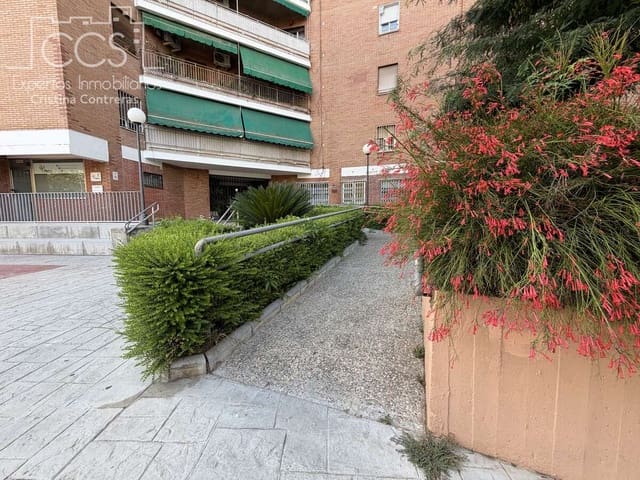 3 makuuhuone Asunto myytävänä paikassa Sevilla kaupunki - 415 000 € (Ref: 9919207)