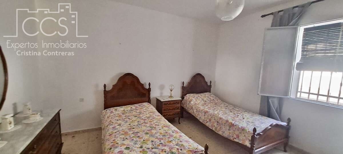 4 bedroom Finca/Country House for sale in El Castillo de las Guardas with garage - € 348,000 (Ref: 9943274)