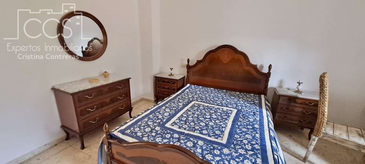 4 bedroom Finca/Country House for sale in El Castillo de las Guardas with garage - € 348,000 (Ref: 9943274)