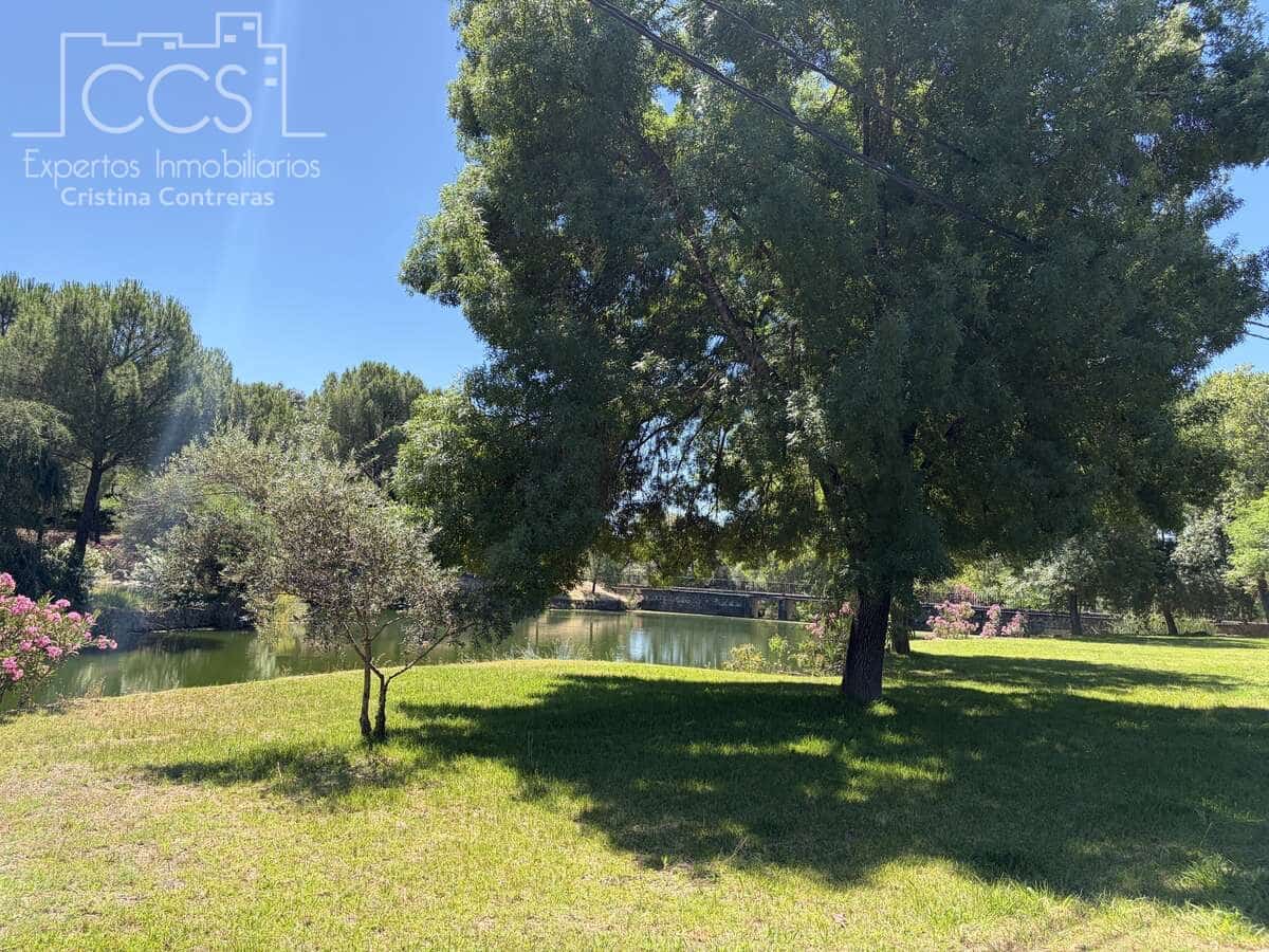 4 bedroom Finca/Country House for sale in El Castillo de las Guardas with garage - € 348,000 (Ref: 9943274)