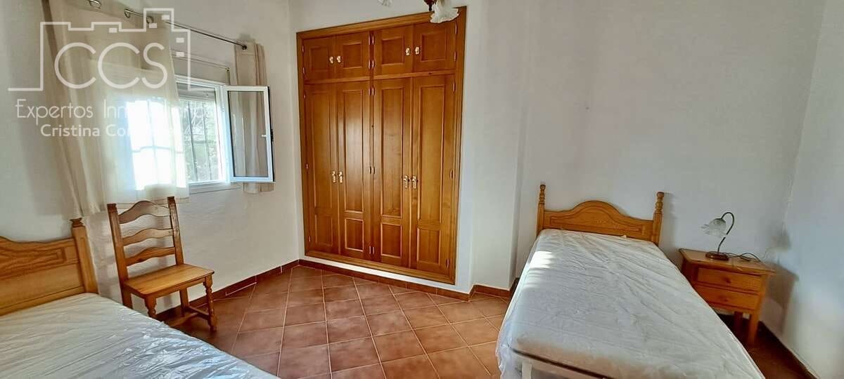 4 bedroom Finca/Country House for sale in El Castillo de las Guardas with garage - € 348,000 (Ref: 9943274)