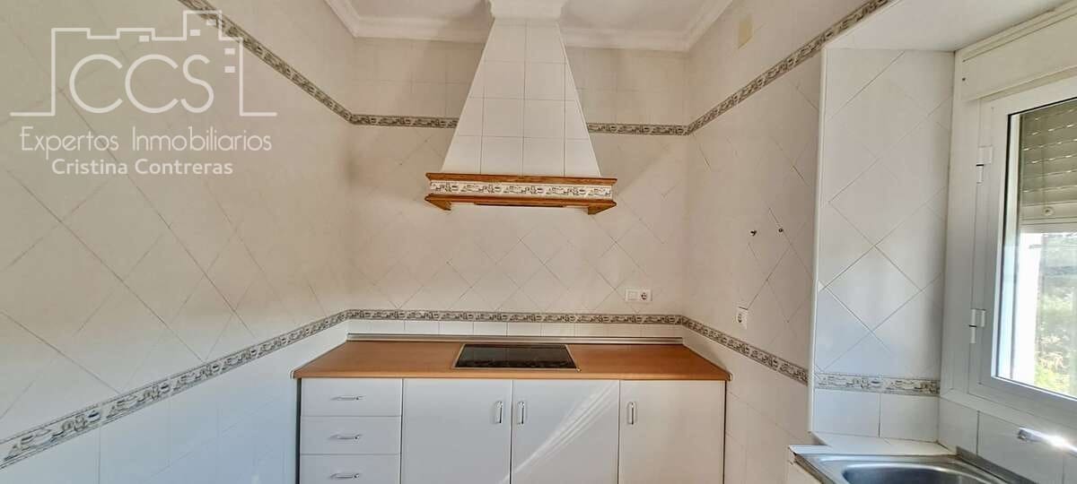 4 bedroom Finca/Country House for sale in El Castillo de las Guardas with garage - € 348,000 (Ref: 9943274)