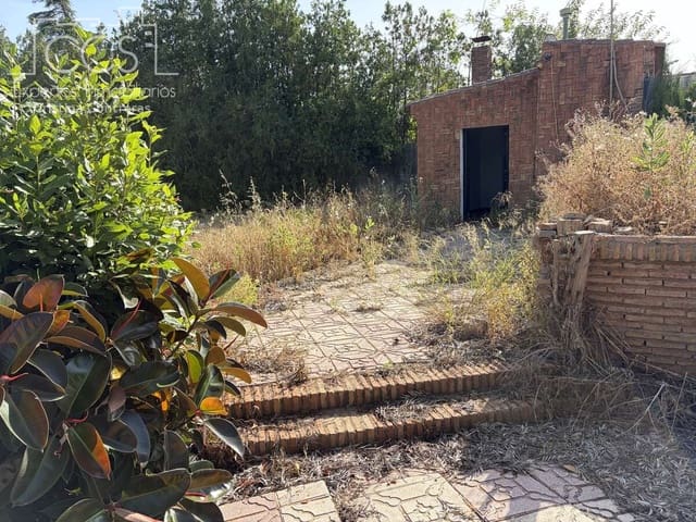 Chalet de 4 habitaciones en Mairena del Alcor en venta con piscina garaje - 330.000 € (Ref: 9972544)