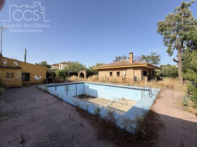 4 Zimmer Villa zu verkaufen in Mairena del Alcor mit Pool Garage - 330.000 € (Ref: 9972544)