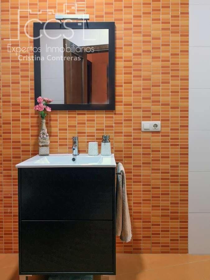 6 bedroom Townhouse for sale in Bollullos Par del Condado with pool garage - € 700,000 (Ref: 9976685)