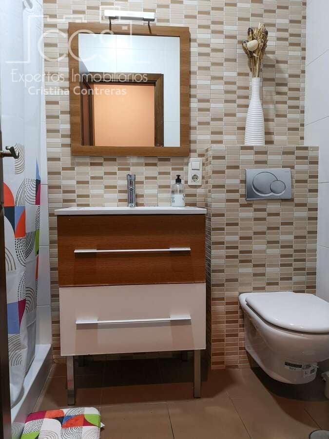6 bedroom Townhouse for sale in Bollullos Par del Condado with pool garage - € 700,000 (Ref: 9976685)