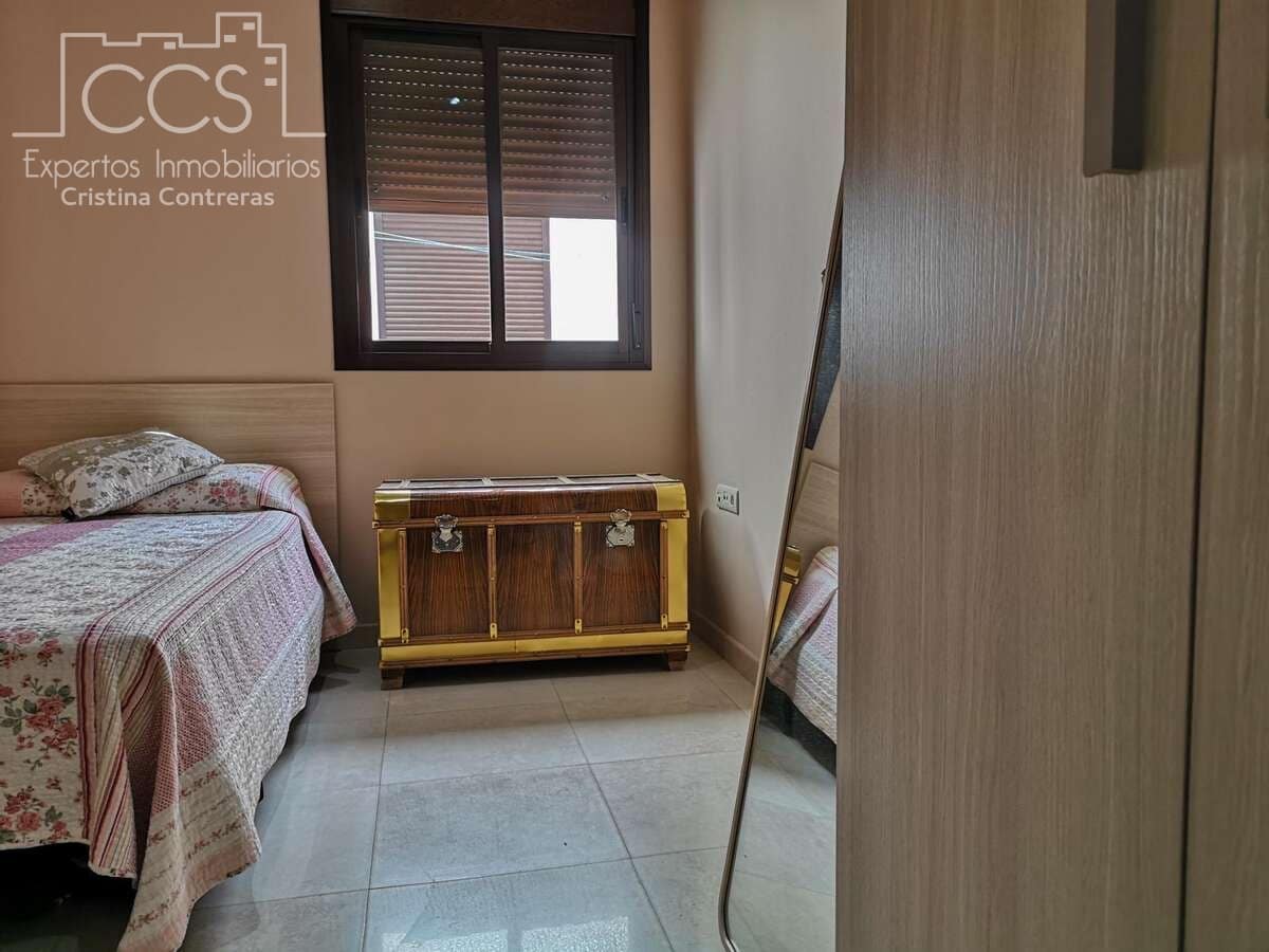 6 bedroom Townhouse for sale in Bollullos Par del Condado with pool garage - € 700,000 (Ref: 9976685)
