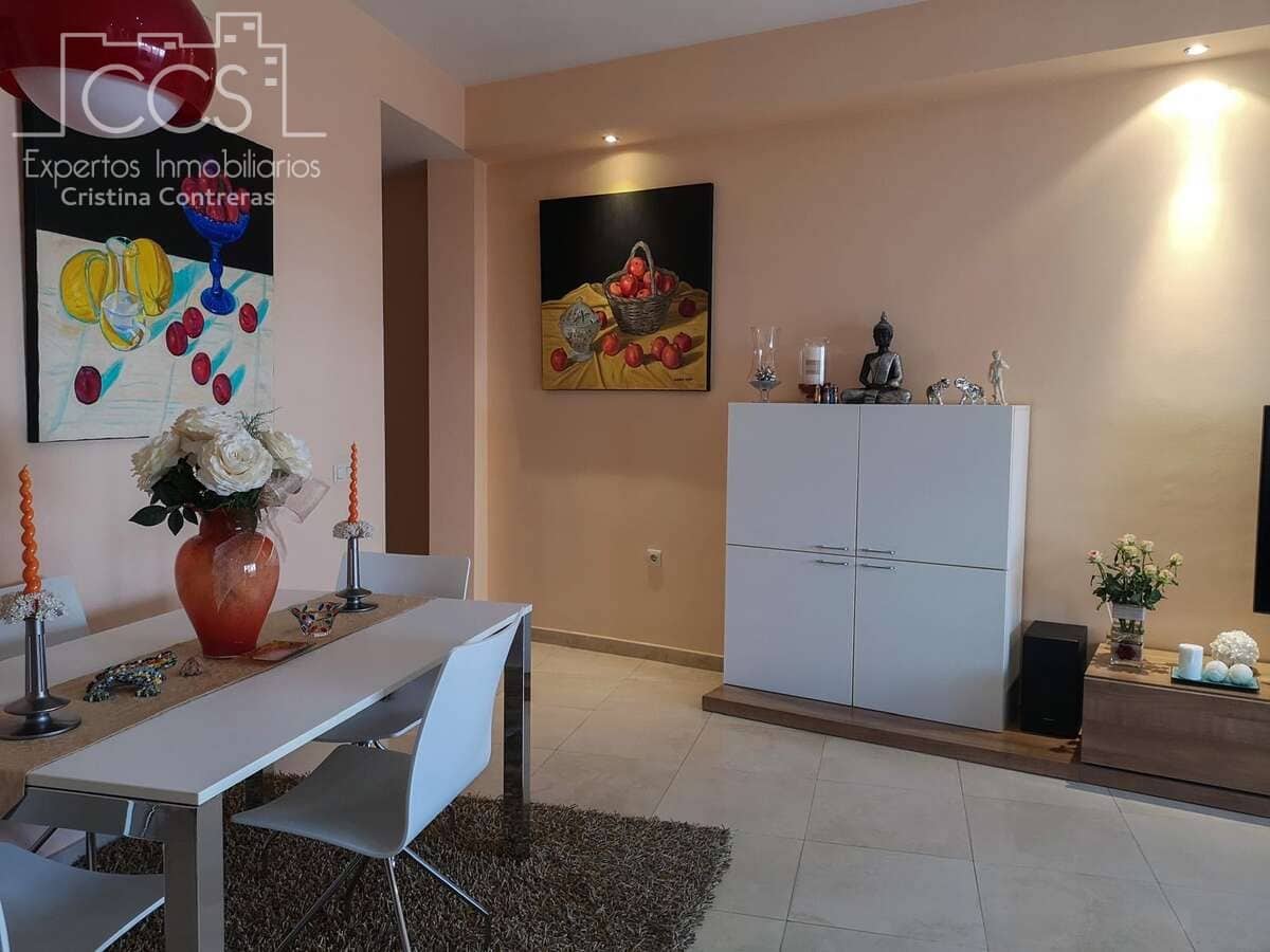 6 bedroom Townhouse for sale in Bollullos Par del Condado with pool garage - € 700,000 (Ref: 9976685)