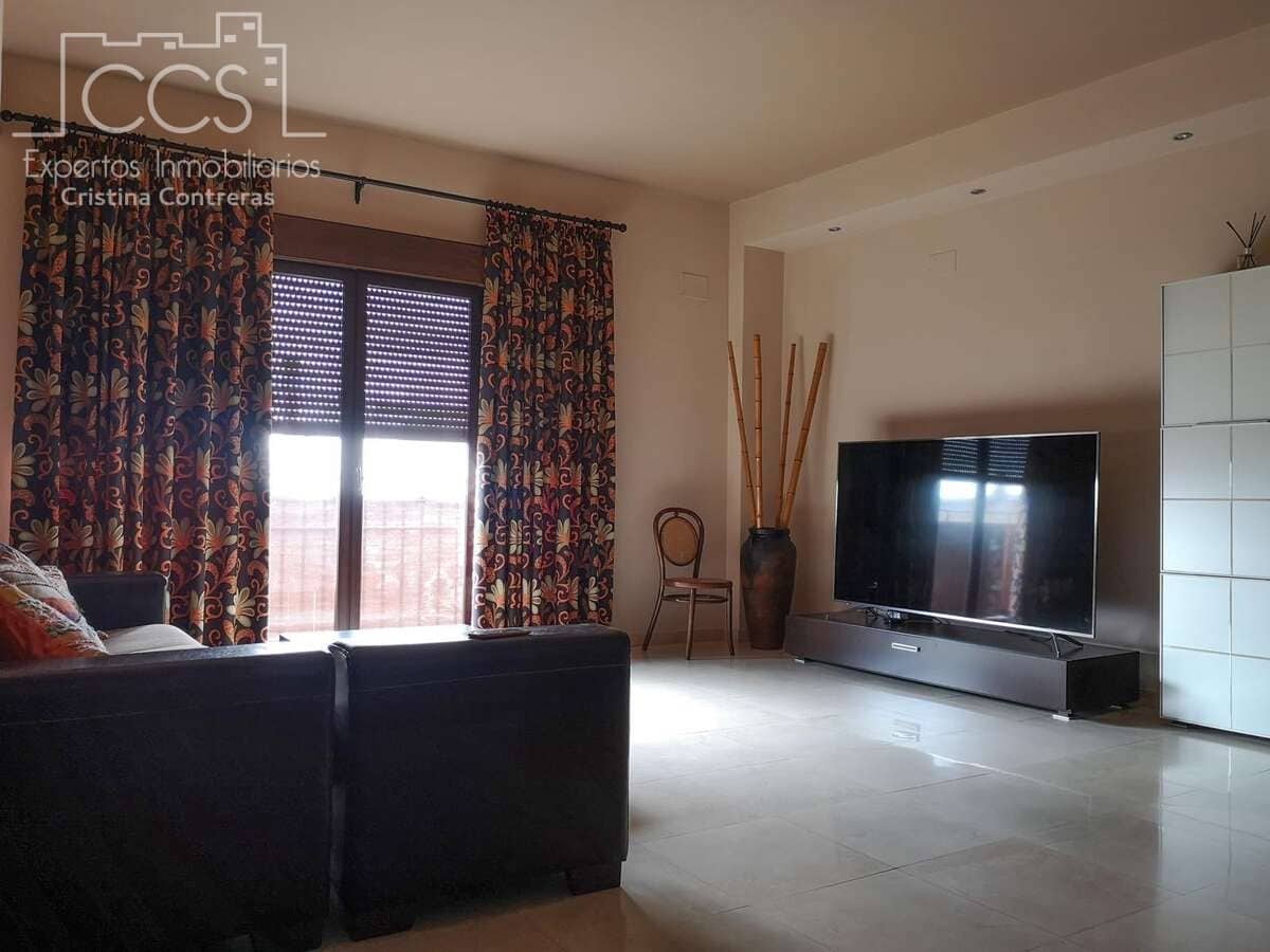 6 bedroom Townhouse for sale in Bollullos Par del Condado with pool garage - € 700,000 (Ref: 9976685)