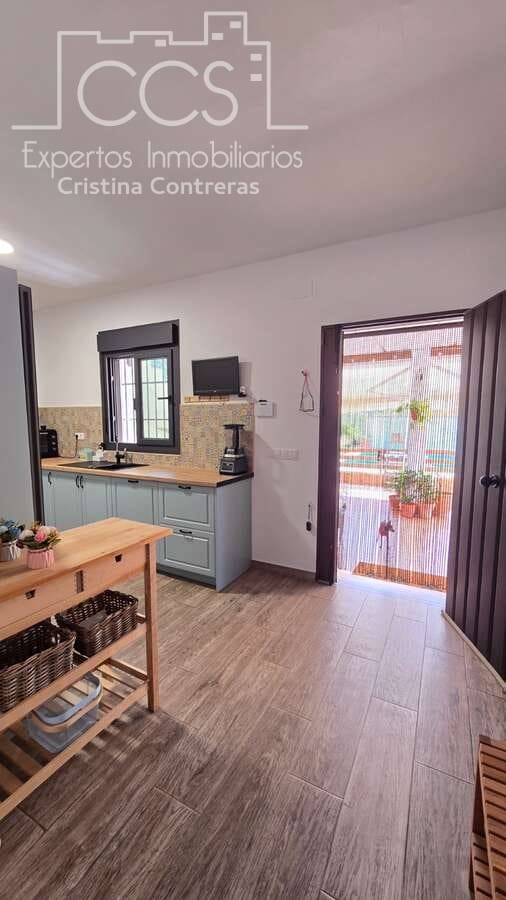 4 bedroom Finca/Country House for sale in Pilas with pool - € 320,000 (Ref: 9984229)