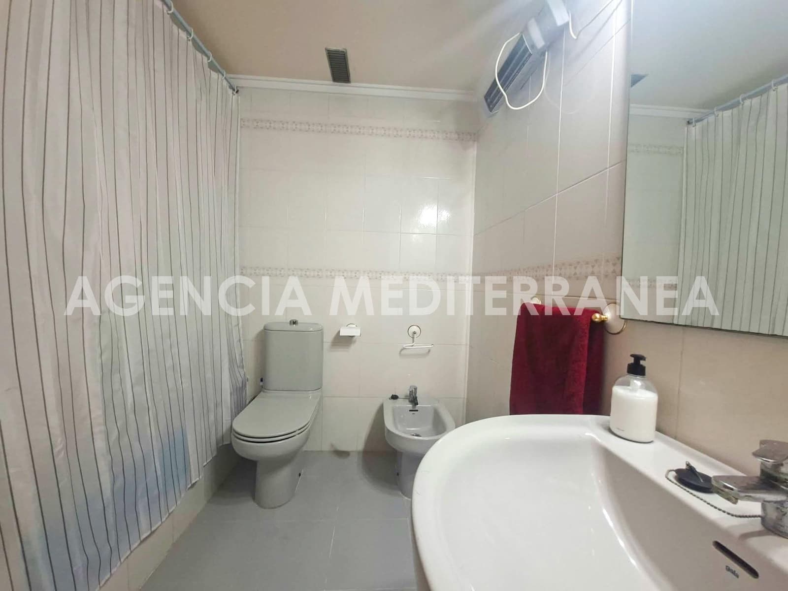 5 quarto Moradia em Banda para venda em Paiporta com garagem - 530 000 € (Ref: 10047442)