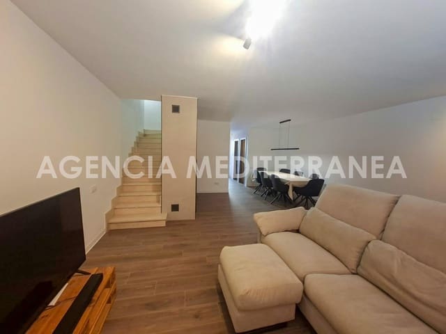 5 quarto Moradia em Banda para venda em Paiporta - 530 000 € (Ref: 10047442)