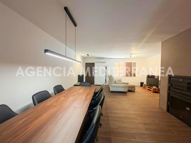5 quarto Moradia em Banda para venda em Paiporta - 530 000 € (Ref: 10047442)