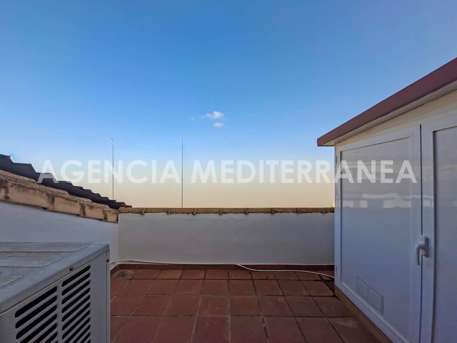 5 quarto Moradia em Banda para venda em Paiporta com garagem - 530 000 € (Ref: 10047442)