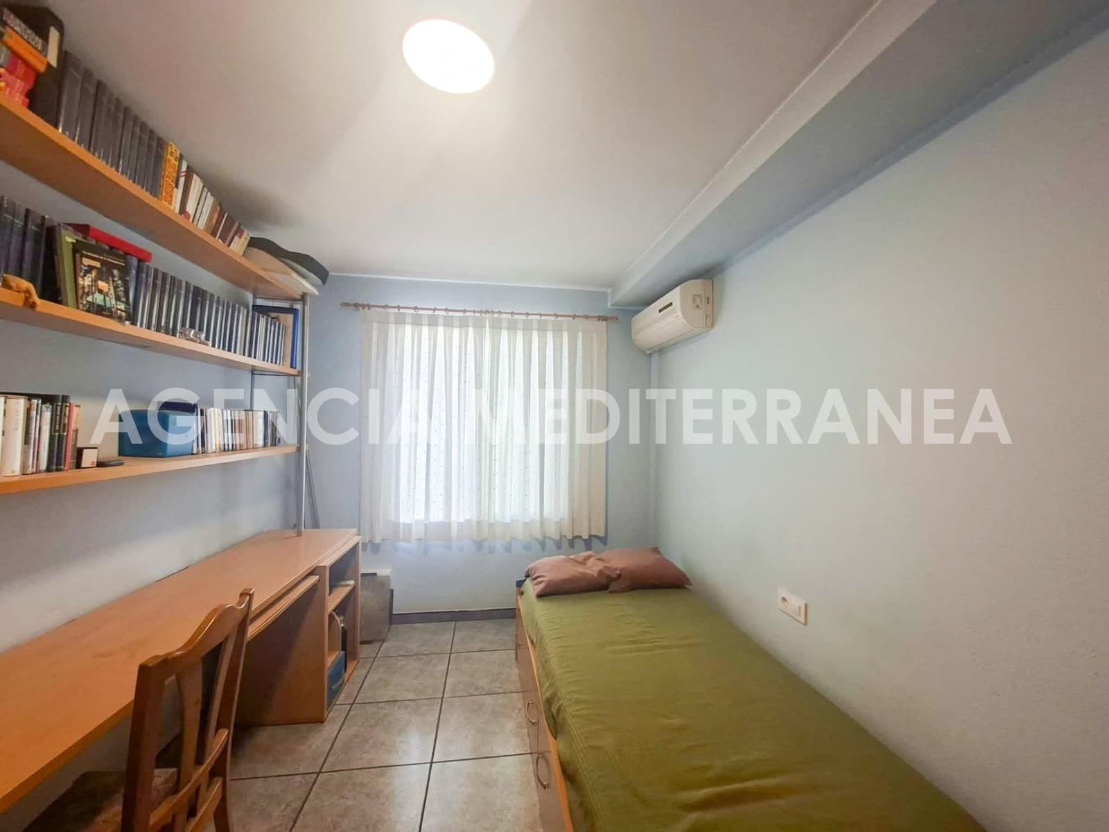 5 quarto Moradia em Banda para venda em Paiporta com garagem - 530 000 € (Ref: 10047442)