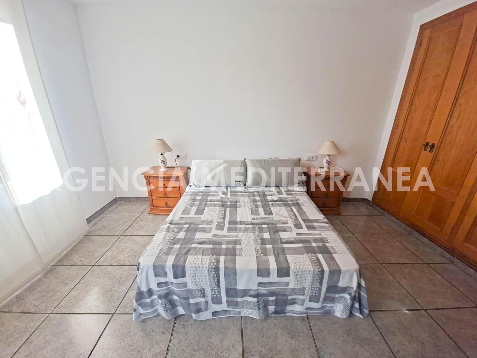 5 quarto Moradia em Banda para venda em Paiporta com garagem - 530 000 € (Ref: 10047442)