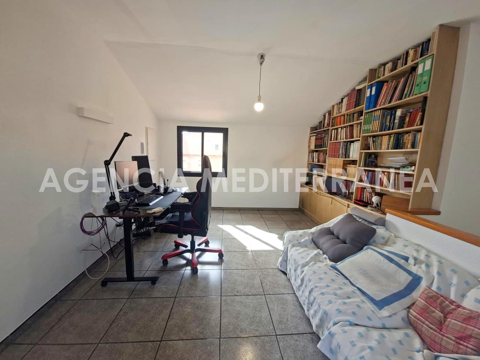 5 quarto Moradia em Banda para venda em Paiporta com garagem - 530 000 € (Ref: 10047442)