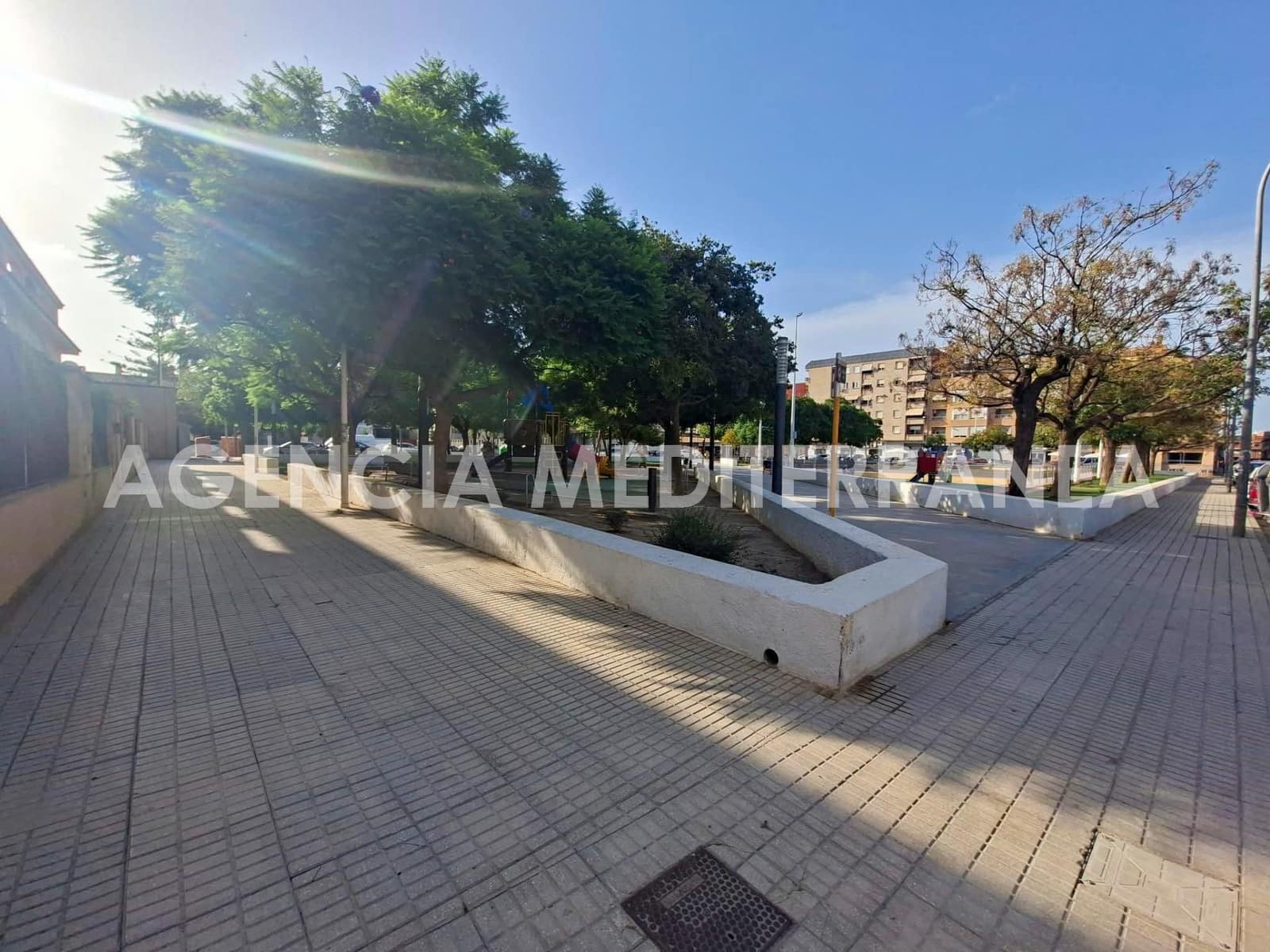 5 quarto Moradia em Banda para venda em Paiporta com garagem - 530 000 € (Ref: 10047442)