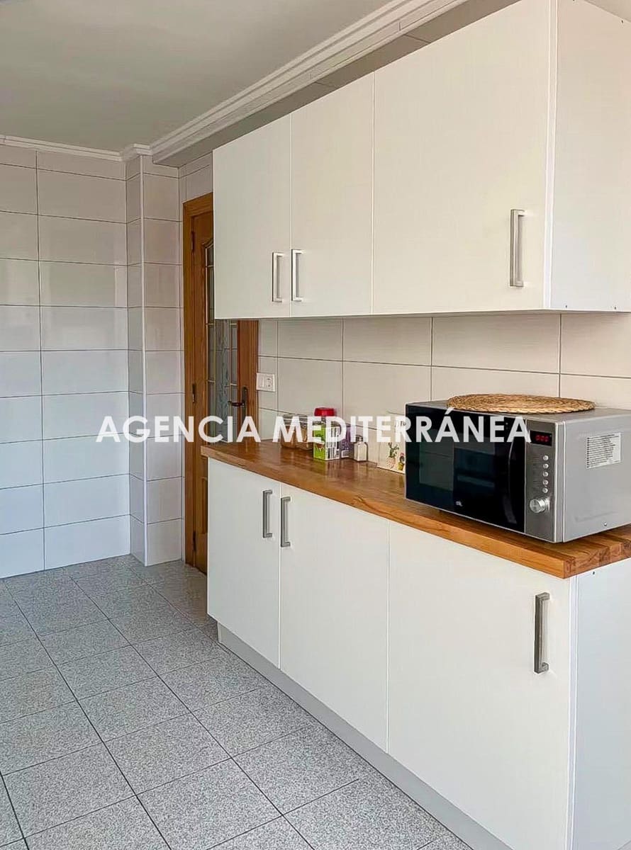 4 Zimmer Wohnung zu vermieten in Valencia Stadt - 1.500 € (Ref: 10047443)