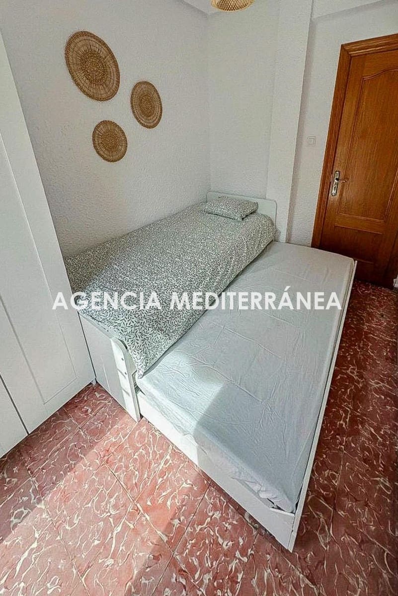 4 Zimmer Wohnung zu vermieten in Valencia Stadt - 1.500 € (Ref: 10047443)