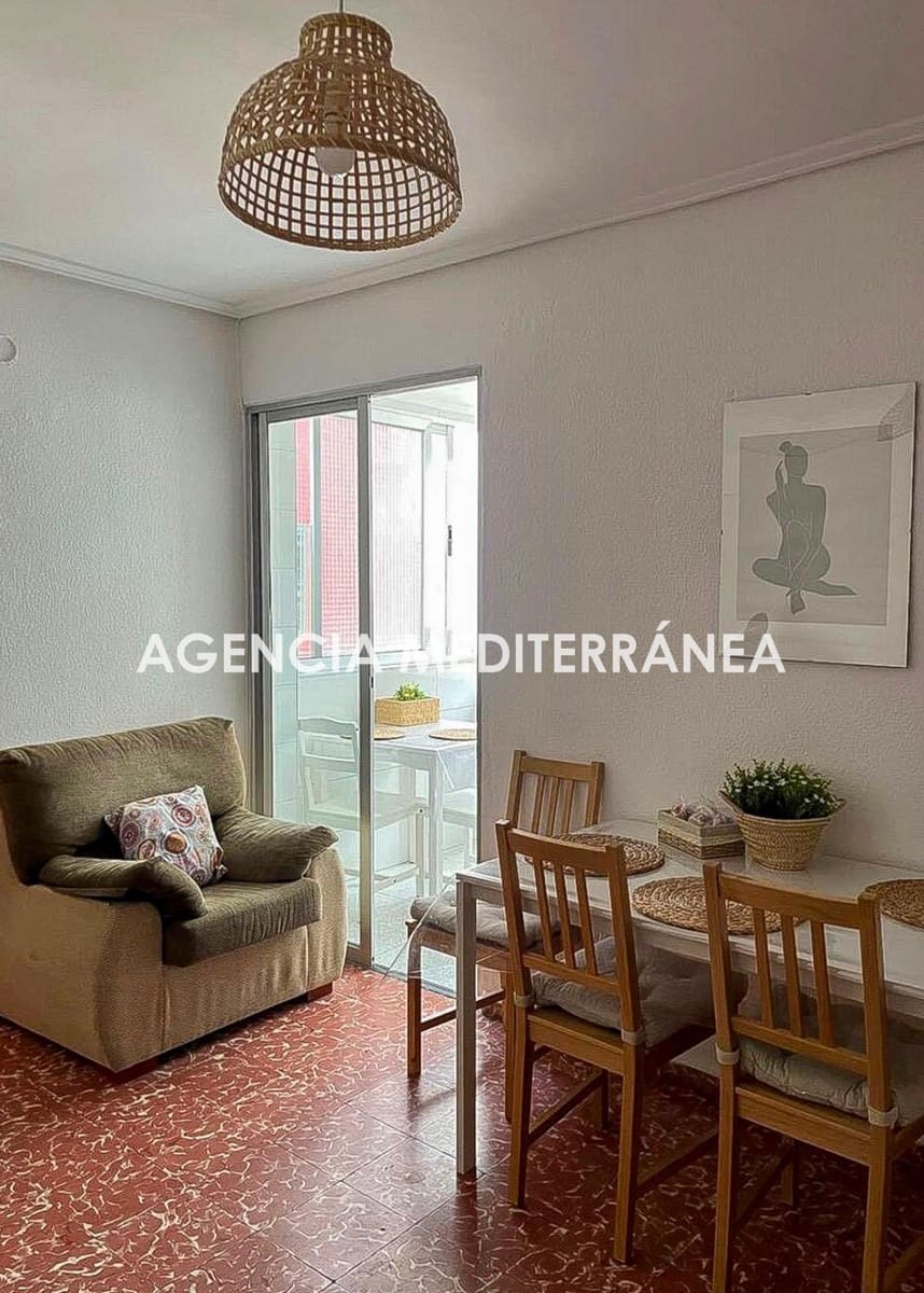 4 Zimmer Wohnung zu vermieten in Valencia Stadt - 1.500 € (Ref: 10047443)