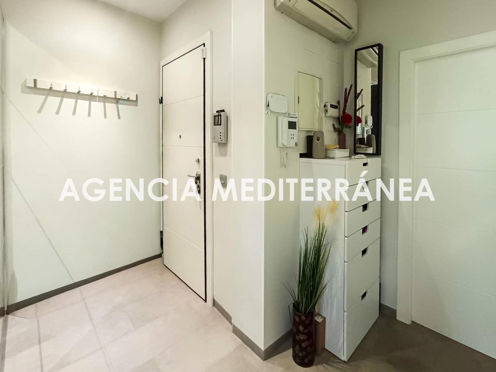 2 bedroom Penthouse for sale in Valencia city - € 495,000 (Ref: 10055426)