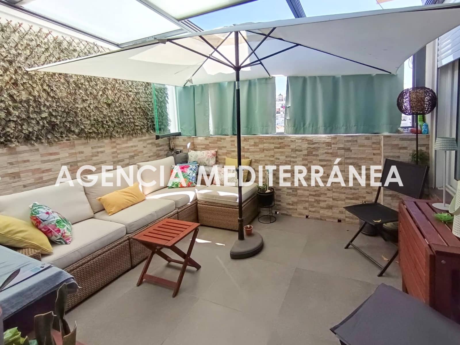 2 bedroom Penthouse for sale in Valencia city - € 495,000 (Ref: 10055426)
