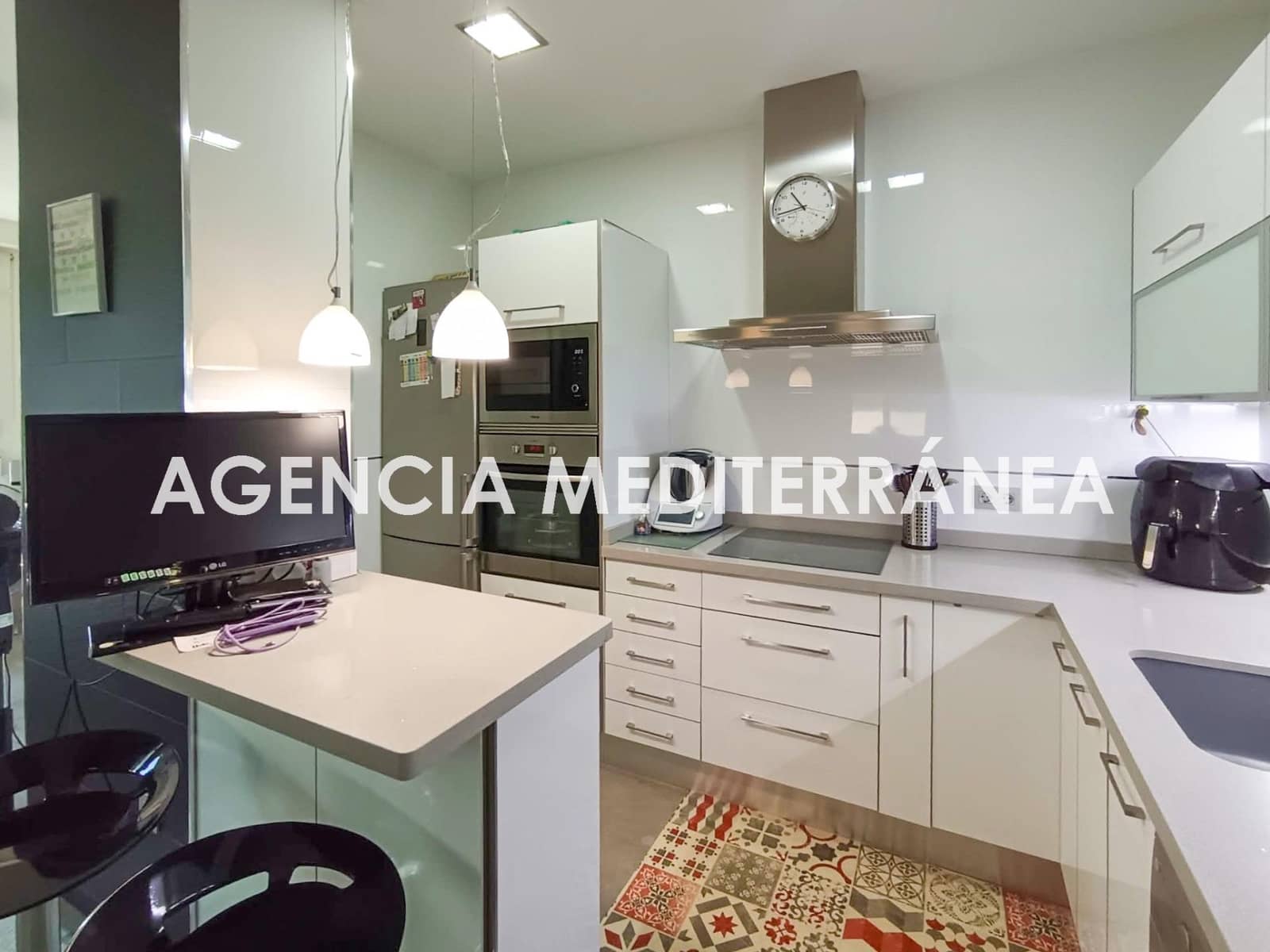 2 bedroom Penthouse for sale in Valencia city - € 495,000 (Ref: 10055426)