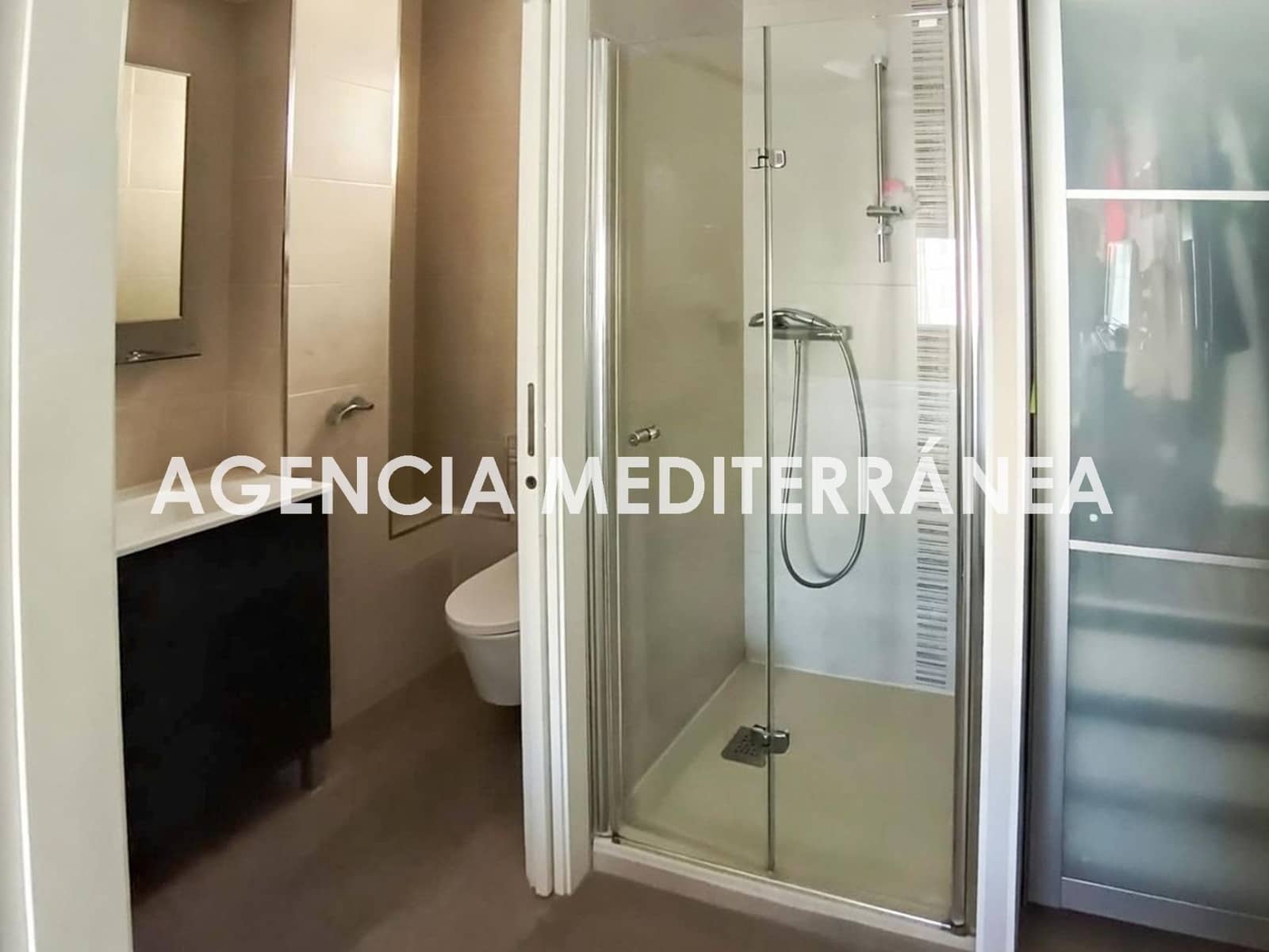 2 bedroom Penthouse for sale in Valencia city - € 495,000 (Ref: 10055426)