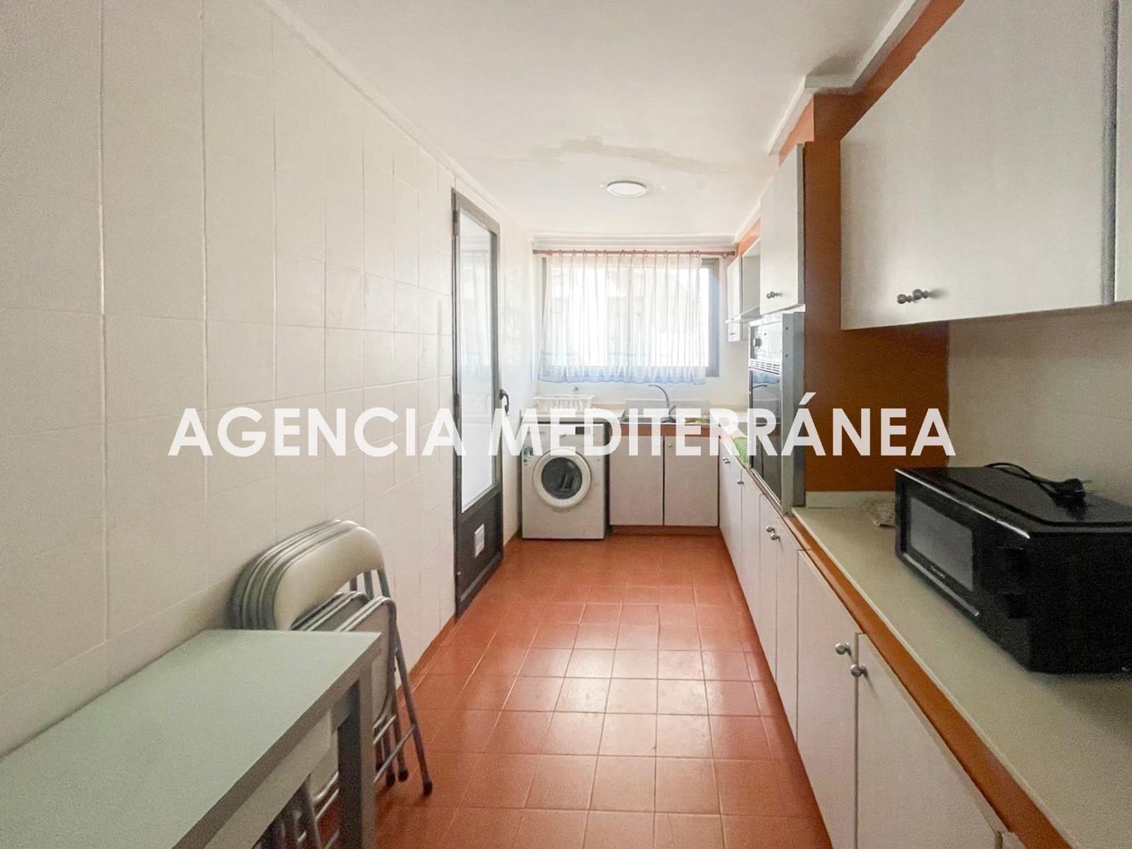 4 sypialnia Mieszkanie do wynajęcia w Miasto Walencja - 1 800 € (Ref: 10059247)