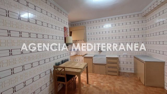 3 bedroom Flat for sale in Vilamarxant / Villamarchante - € 130,000 (Ref: 10068034)