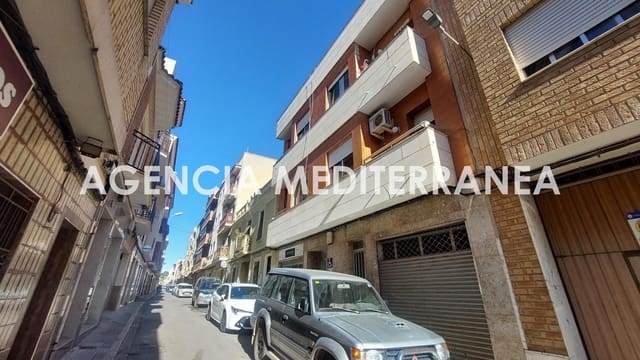 3 bedroom Flat for sale in Vilamarxant / Villamarchante - € 130,000 (Ref: 10068034)