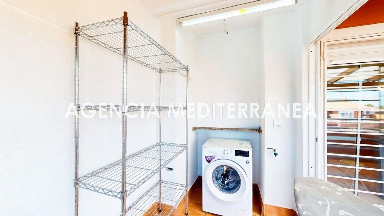 Adosado de 3 habitaciones en San Antonio de Benagéber en venta con piscina - 425.000 € (Ref: 10081366)