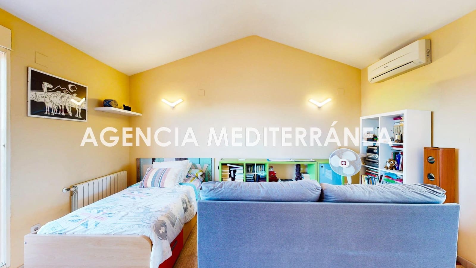 Adosado de 3 habitaciones en San Antonio de Benagéber en venta con piscina - 425.000 € (Ref: 10081366)