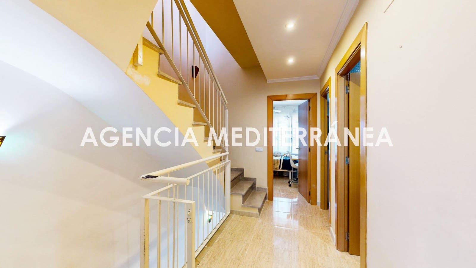 Adosado de 3 habitaciones en San Antonio de Benagéber en venta con piscina - 425.000 € (Ref: 10081366)