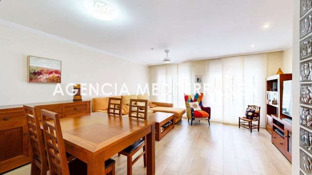 3 sovrum Radhus till salu i San Antonio de Benagéber med pool - 425 000 € (Ref: 10081366)