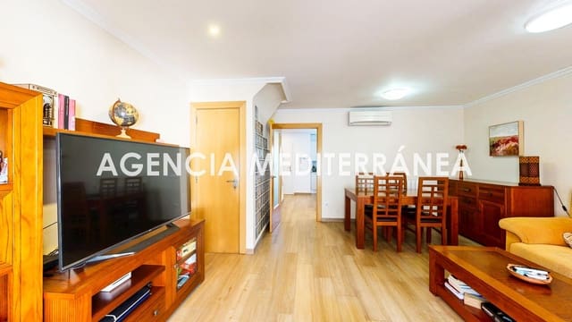 3 sovrum Radhus till salu i San Antonio de Benagéber med pool - 425 000 € (Ref: 10081366)