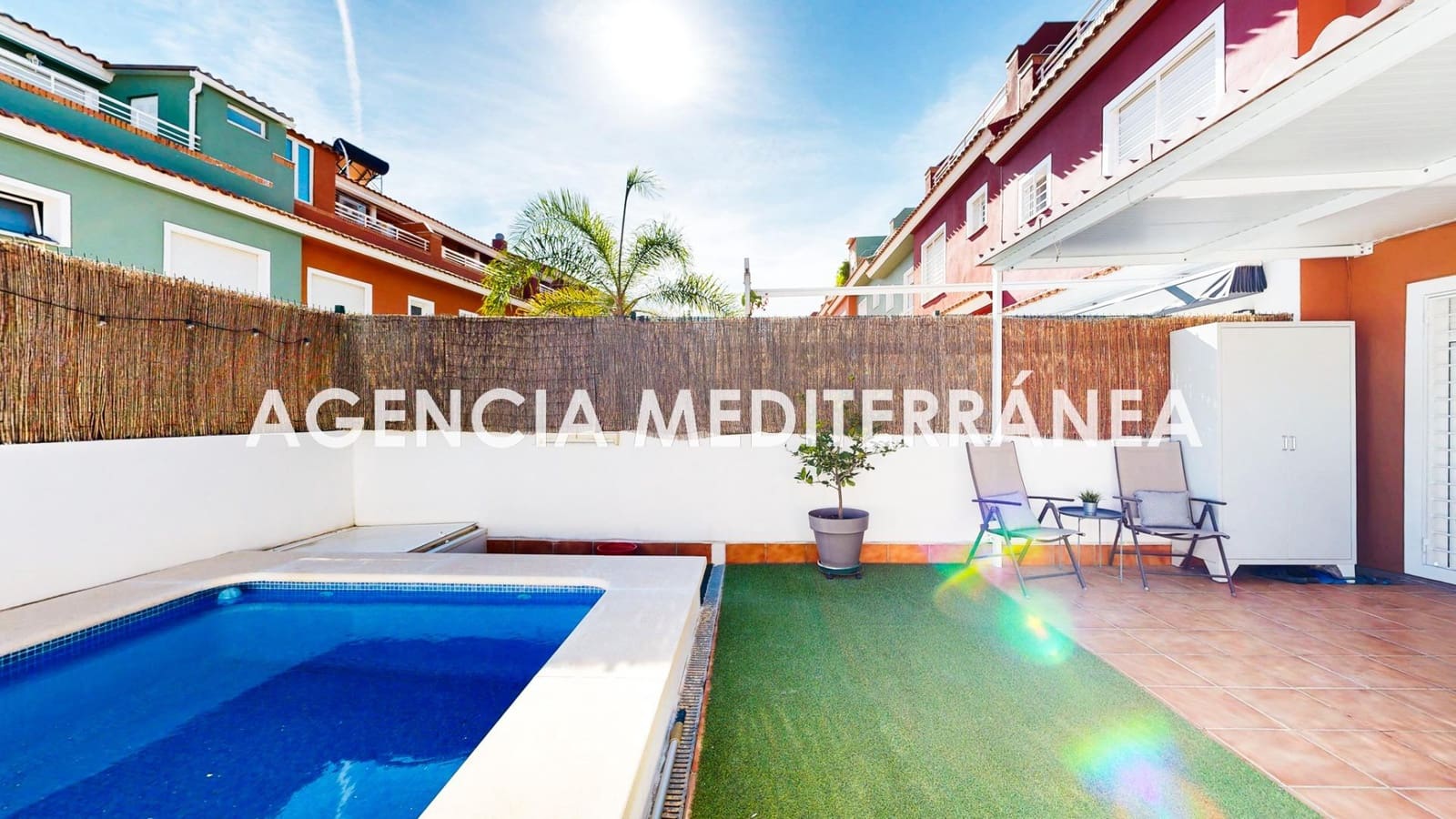 Adosado de 3 habitaciones en San Antonio de Benagéber en venta con piscina - 425.000 € (Ref: 10081366)