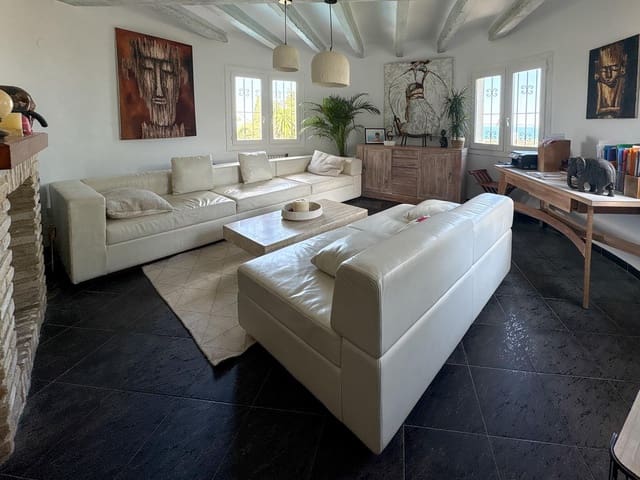 4 slaapkamer Villa te koop in El Montgó, Dénia - € 726.000 (Ref: 10081367)