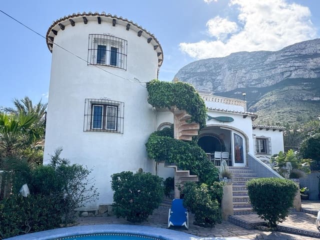 4 slaapkamer Villa te koop in El Montgó, Dénia - € 726.000 (Ref: 10081367)