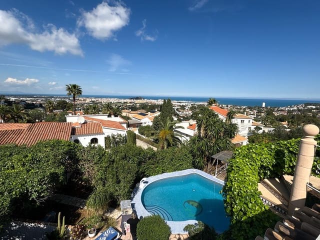 4 slaapkamer Villa te koop in El Montgó, Dénia - € 726.000 (Ref: 10081367)