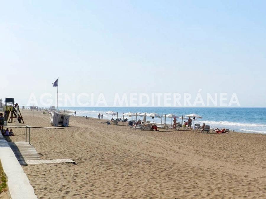 4 bedroom Terraced Villa for sale in Denia with garage - € 448,000 (Ref: 10081369)