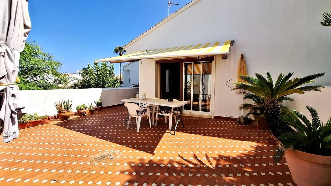 4 bedroom Terraced Villa for sale in Denia with garage - € 448,000 (Ref: 10081369)