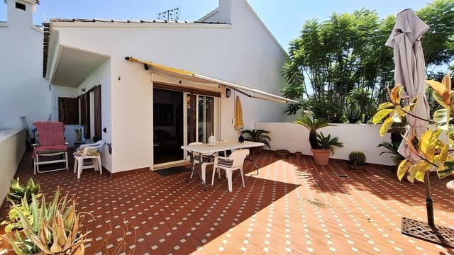 4 bedroom Terraced Villa for sale in Las Marinas / Les Marines, Dénia with garage - € 448,000 (Ref: 10081369)