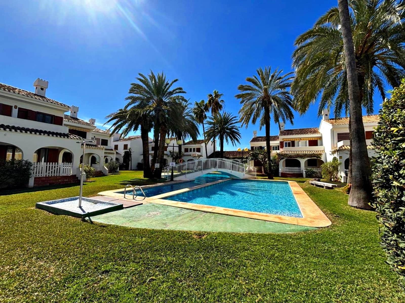 4 bedroom Terraced Villa for sale in Denia with garage - € 448,000 (Ref: 10081369)