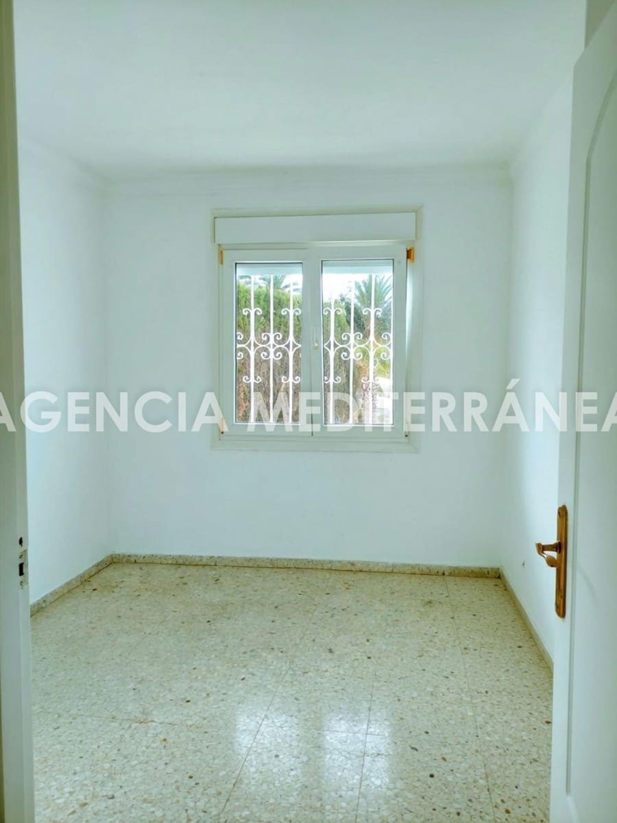 3 Zimmer Reihenhaus zu verkaufen in Denia mit Garage - 350.000 € (Ref: 10089811)